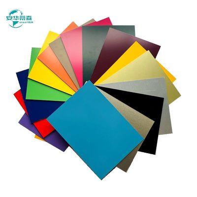 Couleur solide ACP Parement extérieur PE revêtement PVDF revêtement extérieur composite brillant