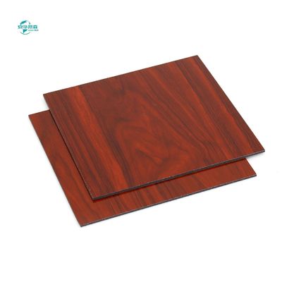1220 mm largeur panneaux sandwich large gamme de couleurs de grains de bois